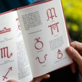 Tử Vi Tướng Số: Khám Phá Bí Ẩn Vận Mệnh và Con Người Bạn